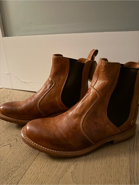 BED|STU Shoes - BED|STU NWT women’s Chukka Boots in Cognac Brown Leather